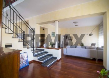 Scale - Apartment CORSO ROMA
 
31, Roccastrada - photo 12