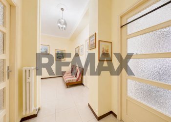 Hall / corridoio - Three-room apartment Via carlo capelli
84, Torino - photo 11
