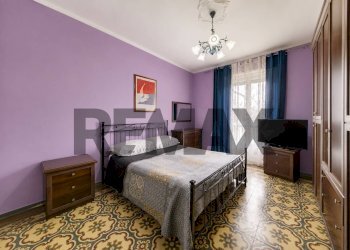 Camera / camera da letto - Three-room apartment Via carlo capelli
84, Torino - photo 21