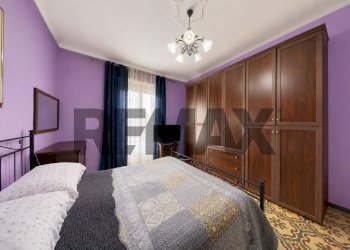 Camera / camera da letto - Three-room apartment Via carlo capelli
84, Torino - photo 23