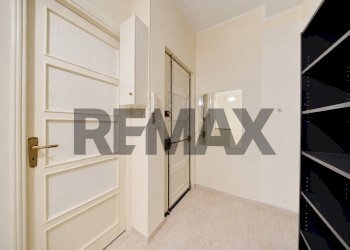 Hall / corridoio - Two-room apartment Via Carlo Capelli
84, Torino - photo 12