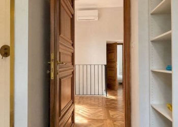 Disimpegno - Three-room apartment piazza Venezia, 5, Roma (neighborhood Centro Storico) - photo 12