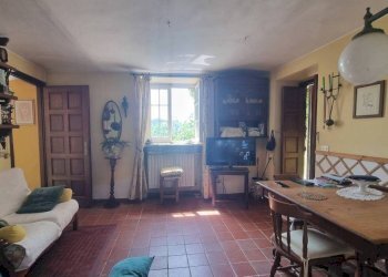 Salone - Rustic Castel Boglione - photo 15