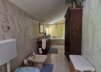 Bagno - Rustic Castel Boglione - photo 20