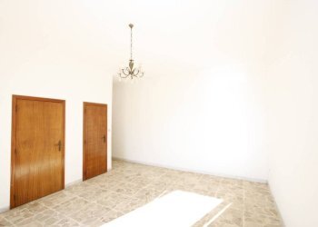 Camera da letto - Casa indipendente via Carlo De Cristoforis, Casarano - foto 25