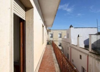Balcone - Casa indipendente via Carlo De Cristoforis, Casarano - foto 44