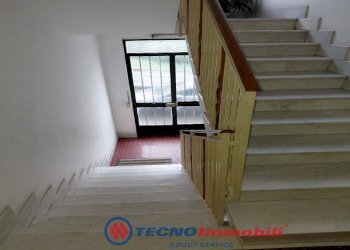 Interno palazzo - Two-room apartment via Colle Secchie, Corio - photo 6
