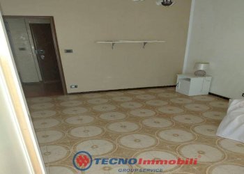 Camera da letto - Two-room apartment via Colle Secchie, Corio - photo 9