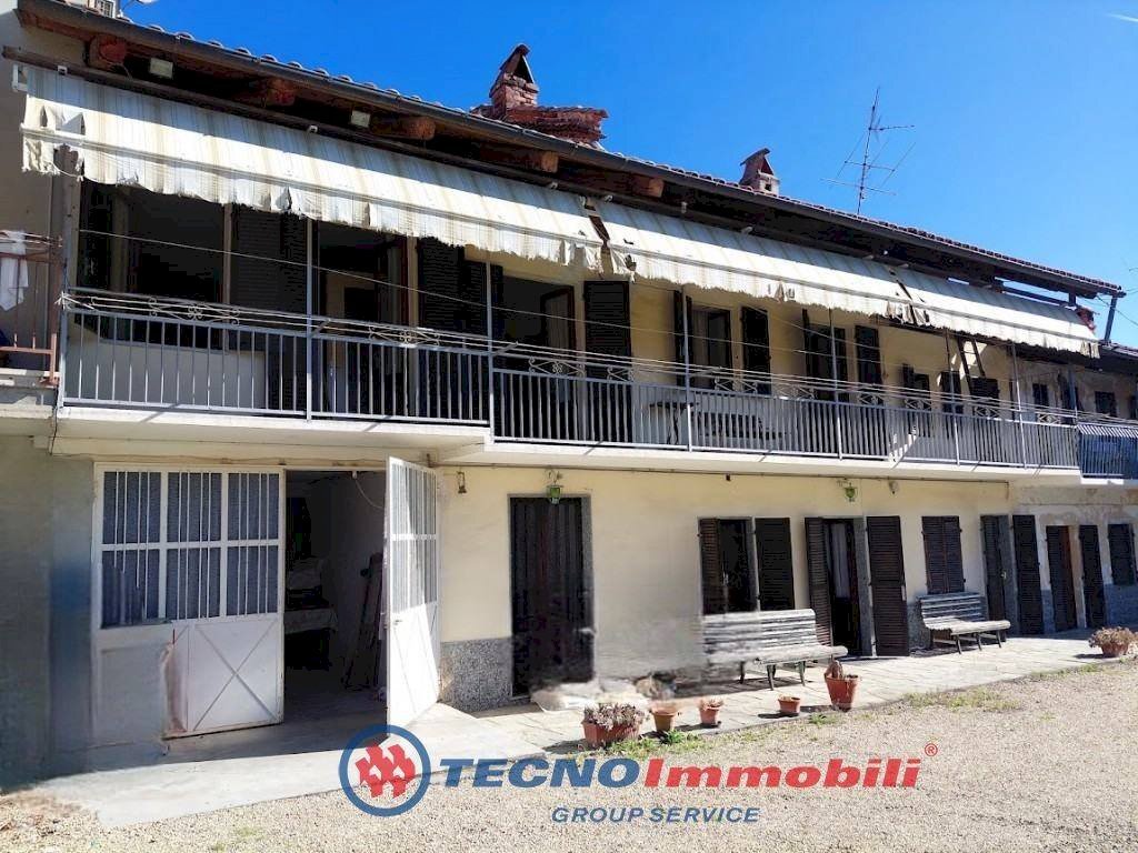 Facciata - Independent house Frazione Piana, Rocca Canavese - photo 1
