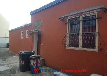 Facciata - Casa indipendente via Andrea Sansovino, Torino (zona Madonna Campagna) - foto 8