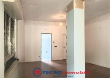 Stanza non arredata - Negozio via Volturno, Settimo Torinese - foto 3