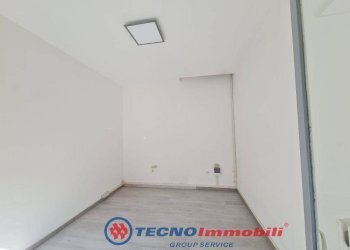 Stanza non arredata - Negozio via Guibert, Caselle Torinese - foto 4