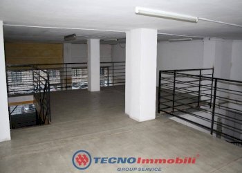 Magazzino - Shop via Montebello, Torino (neighborhood Vanchiglia) - photo 8