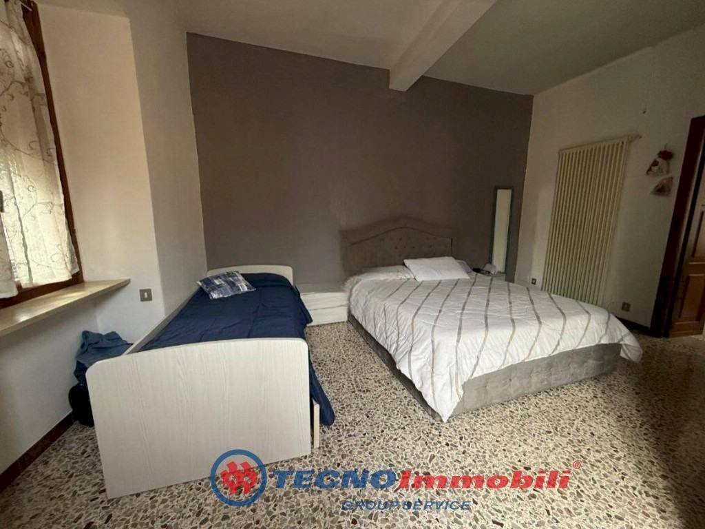 Camera da letto - Appartamento via Sant`ignazio, Lanzo Torinese - foto 3