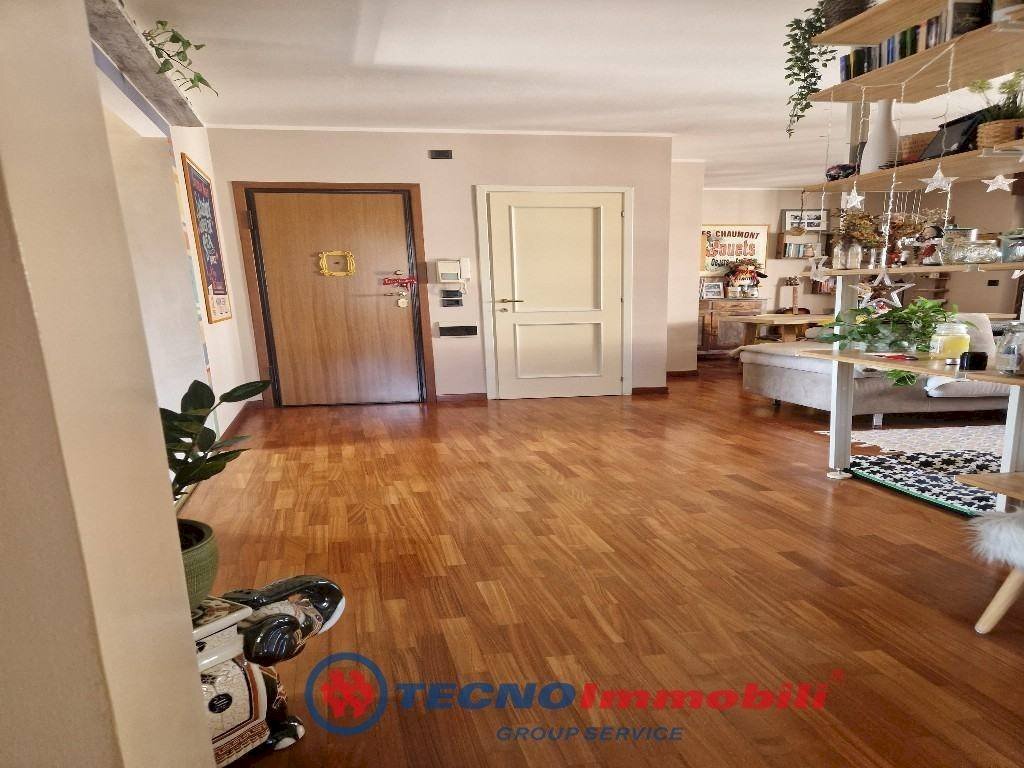 Ingresso - Appartamento via Giovanni Poggio, Torino (zona Aurora) - foto 2