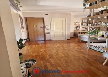 Ingresso - Appartamento via Giovanni Poggio, Torino (zona Aurora) - foto 2
