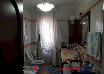 Bagno - Appartamento via Giovanni Poggio, Torino (zona Aurora) - foto 7