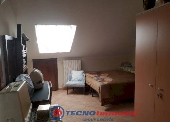 Camera da letto - Appartamento via Giovanni Poggio, Torino (zona Aurora) - foto 10