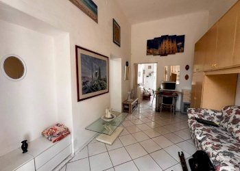 Salone - Bilocale via Luigi Galvani, 20, Gallarate - foto 21