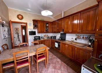 Cucina - Trilocale via Marche, 1, Cardano al Campo - foto 10