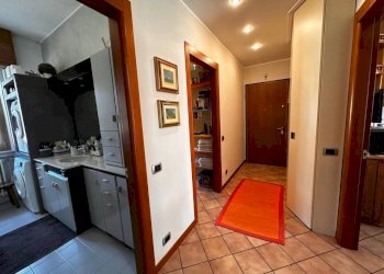 Corridoio - Trilocale via Marche, 1, Cardano al Campo - foto 48