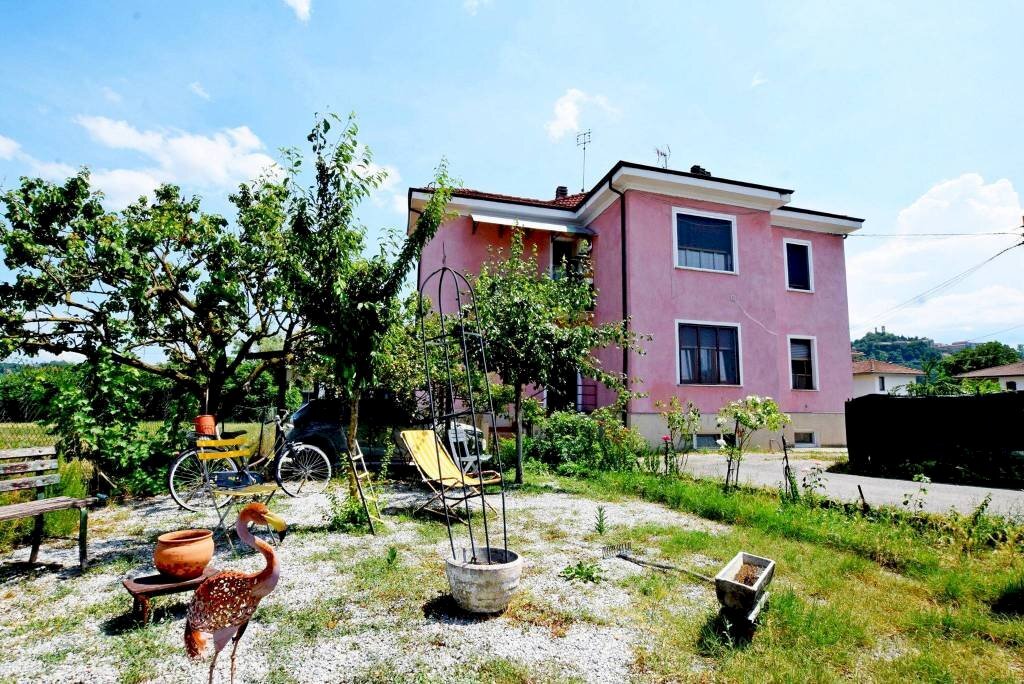 Giardino - Trilocale via delle Langhe, 50, Mondovì - foto 1
