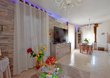Salone - Trilocale via delle Langhe, 50, Mondovì - foto 6