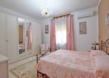 Camera da letto - Trilocale via delle Langhe, 50, Mondovì - foto 8