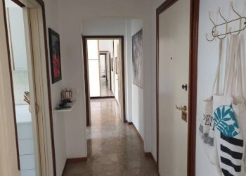 Corridoio - Trilocale via Eugenio Curiel, 5, Parma (zona Cittadella) - foto 23