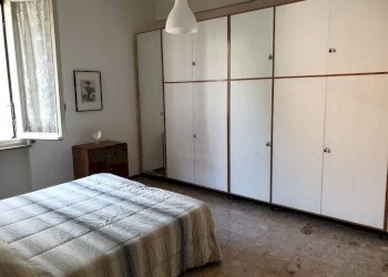 Camera da letto - Three-room apartment via Eugenio Curiel, 5, Parma (neighborhood Cittadella) - photo 6