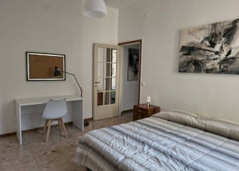 Camera da letto - Three-room apartment via Eugenio Curiel, 5, Parma (neighborhood Cittadella) - photo 8