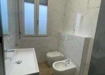 Bagno - Three-room apartment via Erice, Modena - photo 17
