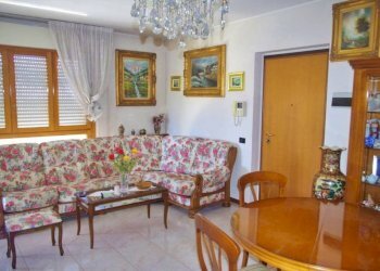 Salone - Trilocale Gallarate - foto 4