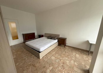 Camera da letto - Bilocale via Domenico Cimarosa, 84, Torino (zona Barriera Milano) - foto 8