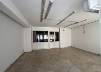 Interno non residenziale - Ufficio via Principe Amedeo, 22, Taranto - foto 13