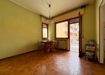 Cucina - Bilocale via Roccasparvera, 2, Cuneo (zona Donatello) - foto 2