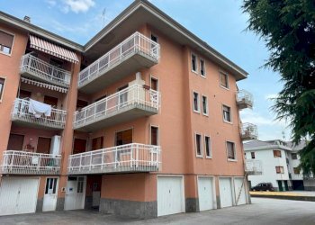 Facciata - Appartamento via Roccasparvera, 2, Cuneo (zona Donatello) - foto 17