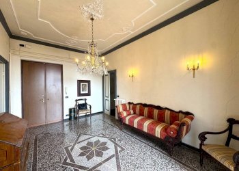 Ingresso - Appartamento corso Solferino, 2, Genova (zona Castelletto) - foto 9