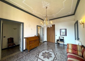 Ingresso - Appartamento corso Solferino, 2, Genova (zona Castelletto) - foto 10