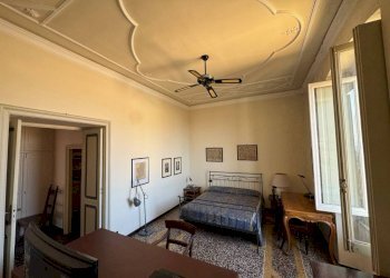 Camera da letto - Appartamento corso Solferino, 2, Genova (zona Castelletto) - foto 31