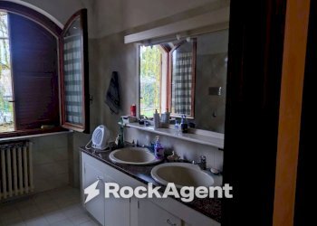 Bagno - Villa via G. D'Annunzio, 4, Catignano - foto 32