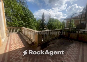 Cortile interno - Apartment via Amiternina, 16, L'Aquila - photo 4