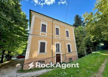 Facciata - Apartment via Amiternina, 16, L'Aquila - photo 17