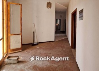 Corridoio - Appartamento via Sproni, 60, Livorno - foto 9