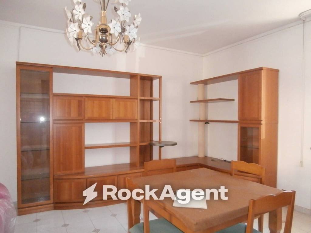 Salone - Two-room apartment via Dottor Magnani, Breme - photo 3