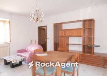 Salone - Two-room apartment via Dottor Magnani, Breme - photo 2