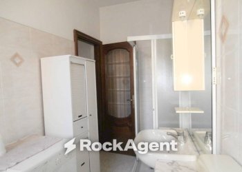 Bagno - Two-room apartment via Dottor Magnani, Breme - photo 11