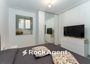Camera da letto - Two-room apartment via Vittorio Emanuele Orlando, 32, Catania - photo 12