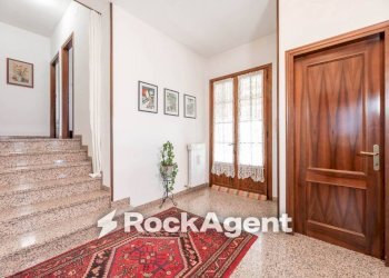 Disimpegno - Villa via Giacomo Leopardi, 42, Correzzola - photo 3