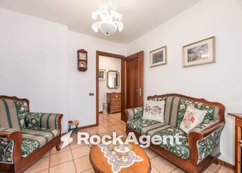 Salone - Villa via Giacomo Leopardi, 42, Correzzola - photo 26